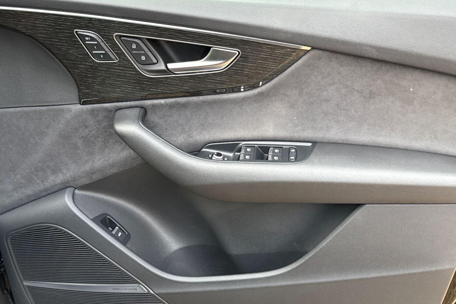 Used Audi Q7 2023 for sale - 77574740: Photo 40