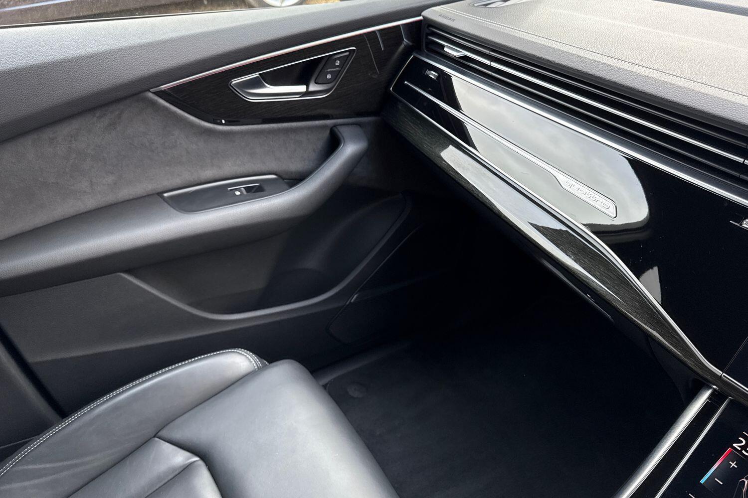 Used Audi Q7 2023 for sale - 77574740: Photo 46