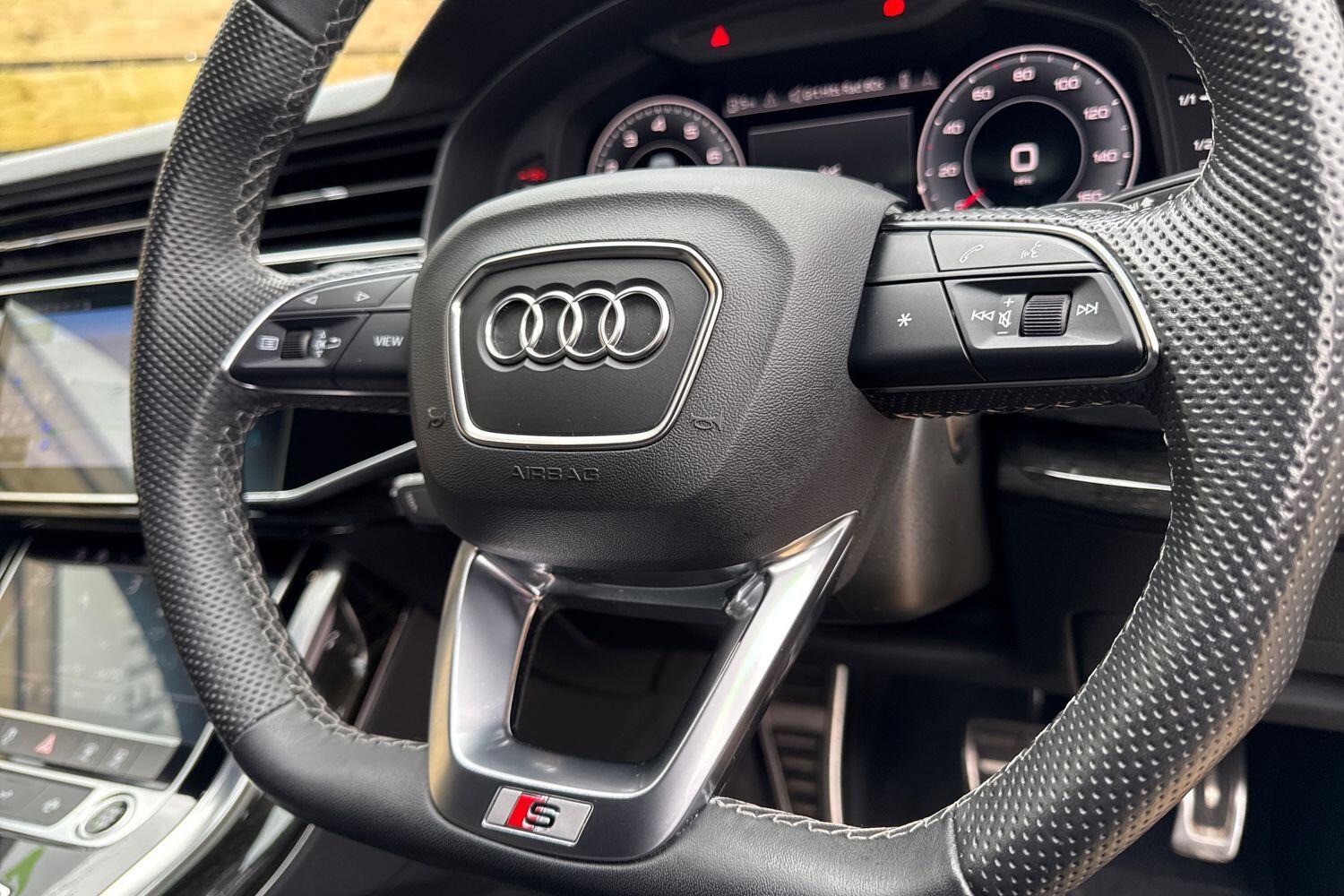 Used Audi Q7 2023 for sale - 77574740: Photo 63