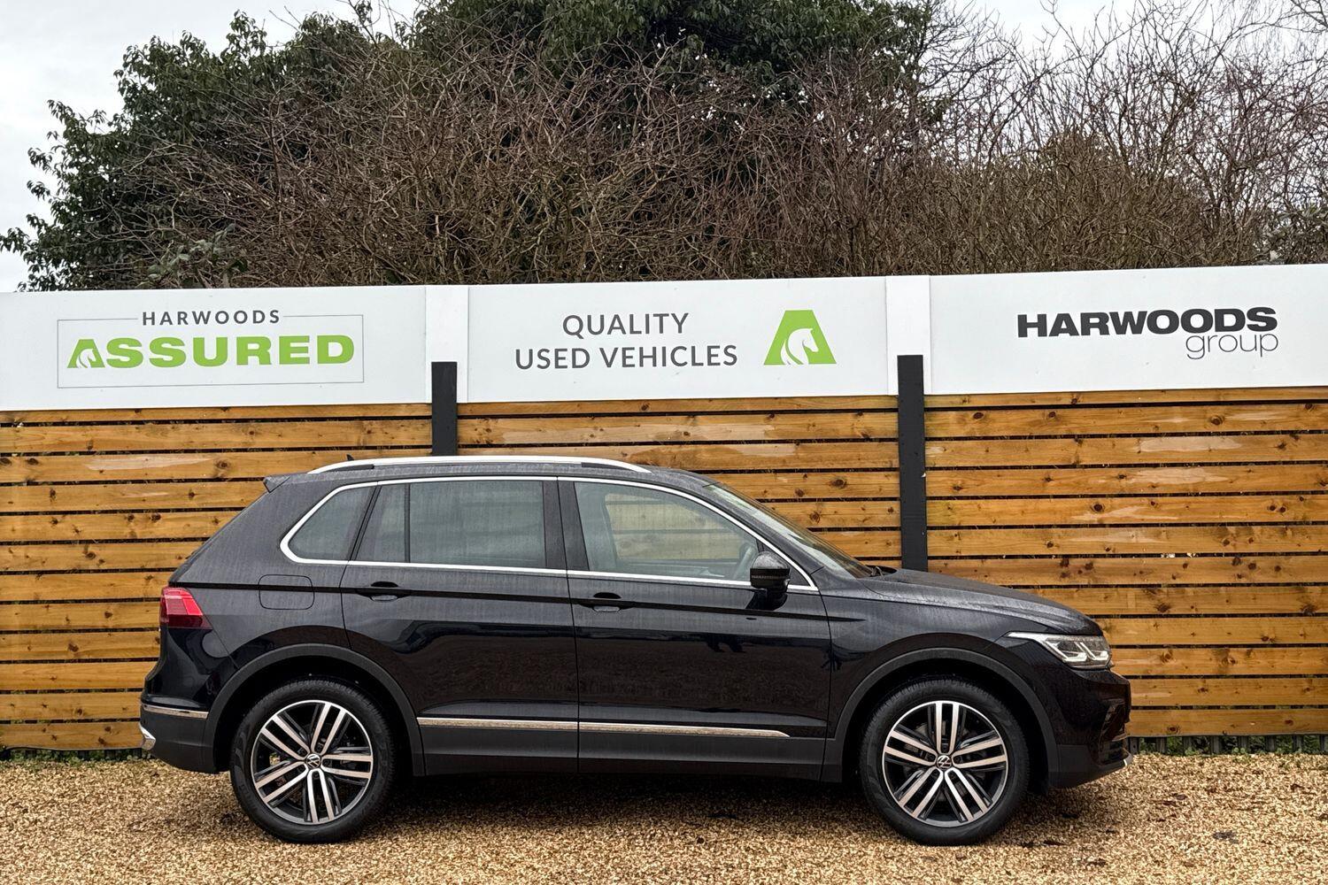 Used Volkswagen Tiguan 2023 for sale - 77190835: Photo 2