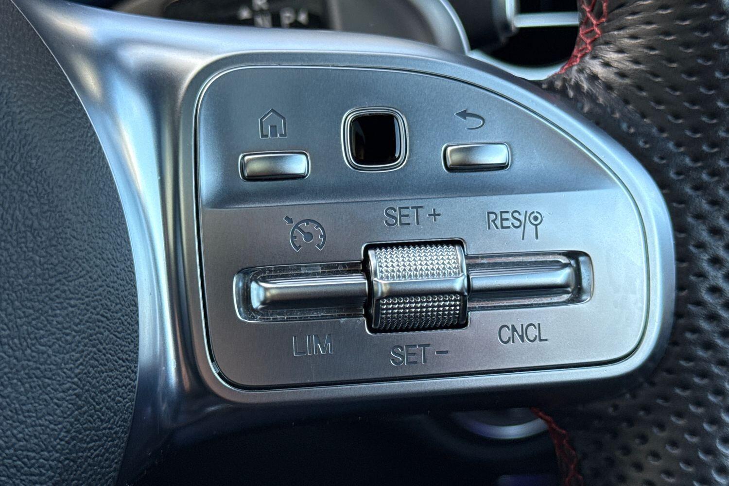 Used Mercedes-Benz C Class 2022 for sale - 76572591: Photo 40