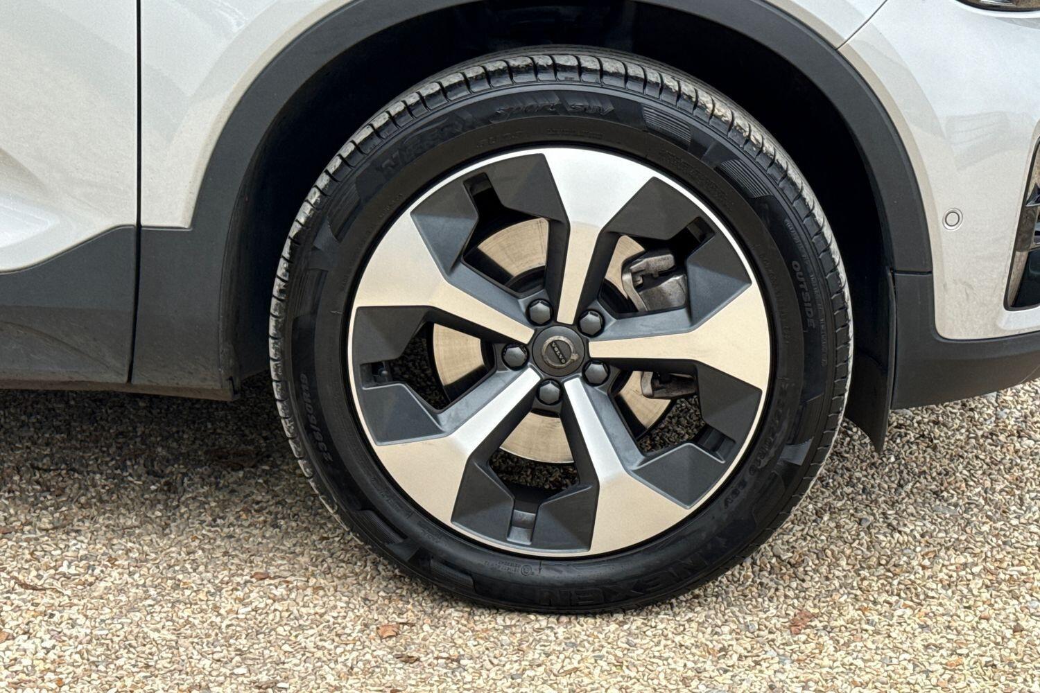 Used Volvo XC40 2023 for sale - 76314725: Photo 14