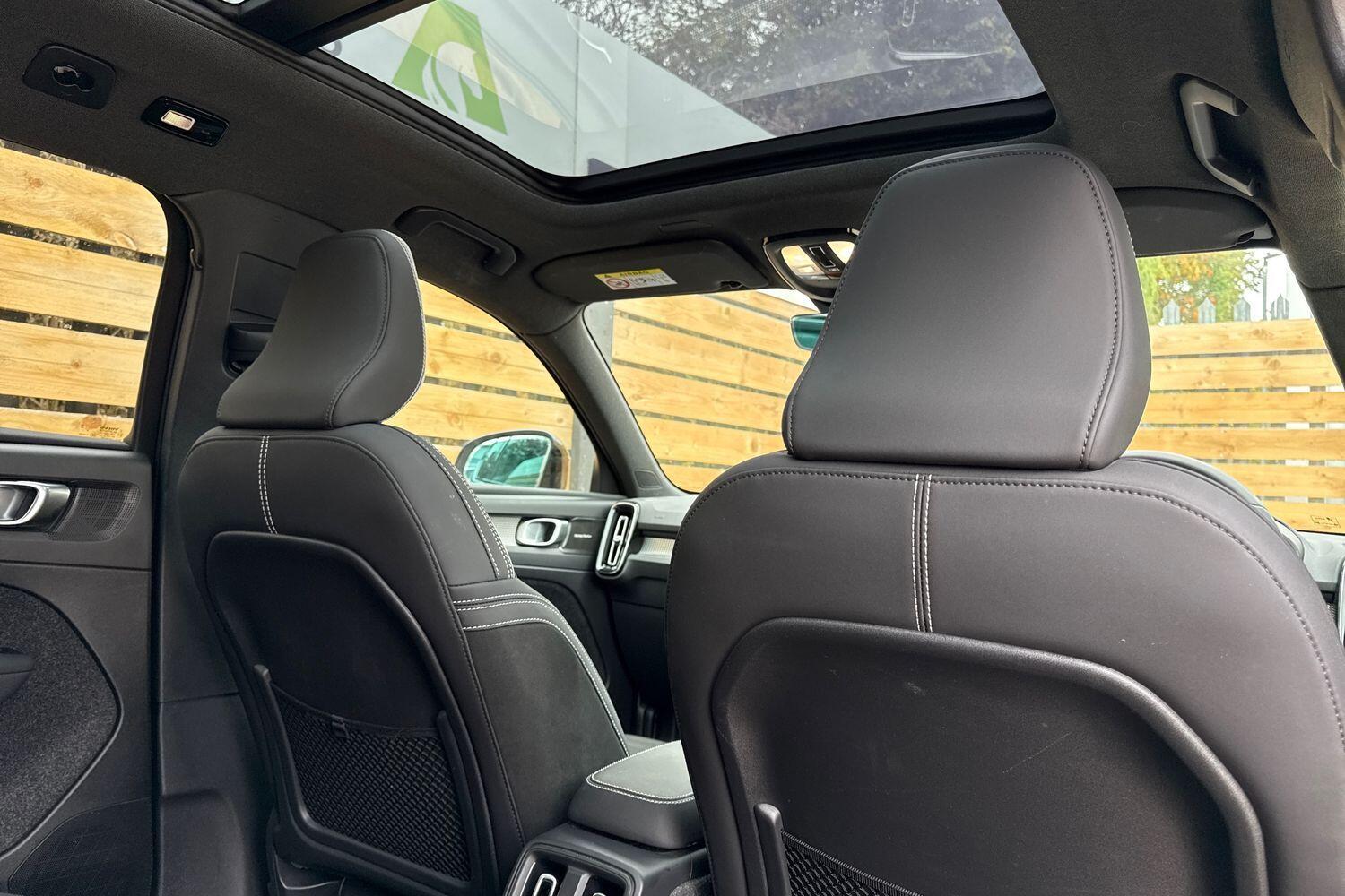 Used Volvo XC40 2023 for sale - 76314725: Photo 24