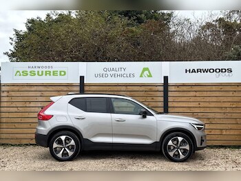 Used Volvo XC40 2023 for sale - 76314725: Photo