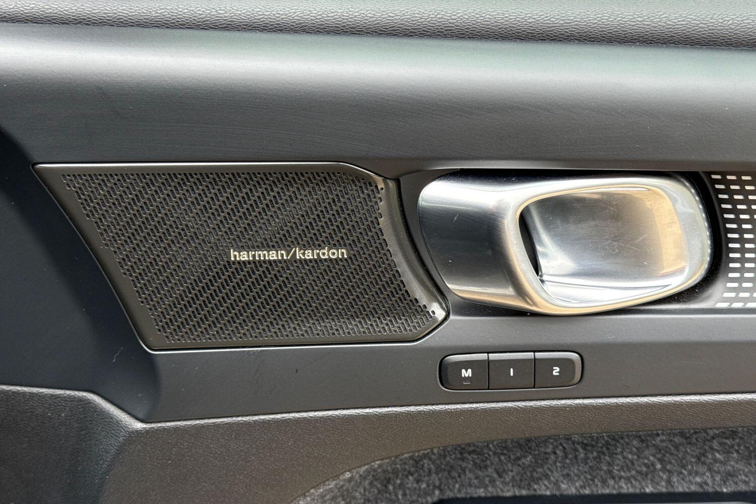 Used Volvo XC40 2023 for sale - 76314725: Photo 40