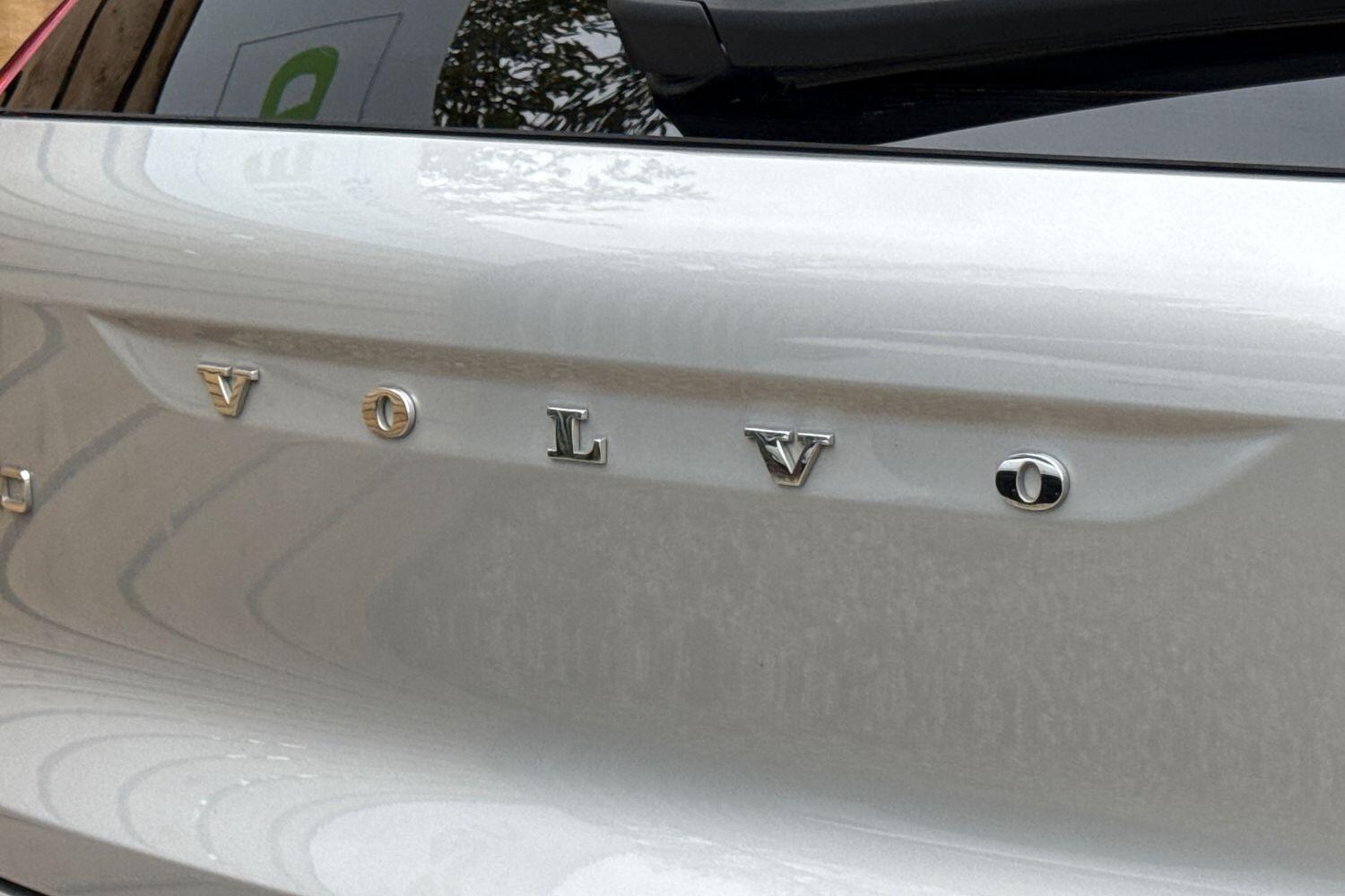 Used Volvo XC40 2023 for sale - 76314725: Photo 45