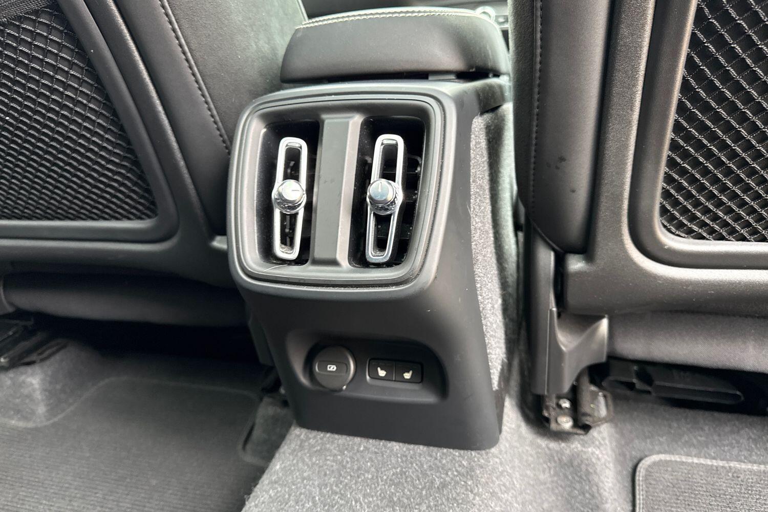 Used Volvo XC40 2023 for sale - 76314725: Photo 46