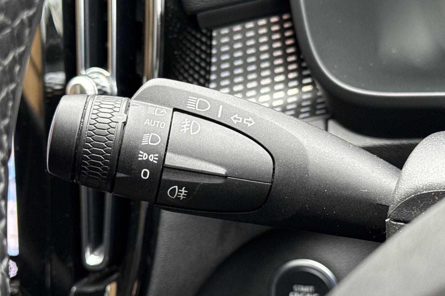 Used Volvo XC40 2023 for sale - 76314725: Photo 48