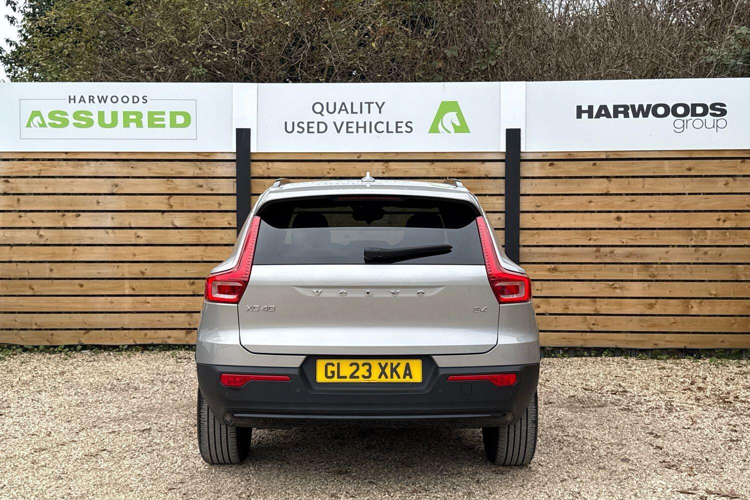 Used Volvo XC40 2023 for sale - 76314725: Photo 9