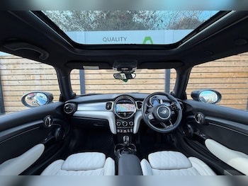 Used MINI Hatch 2022 for sale - 76371574: Photo