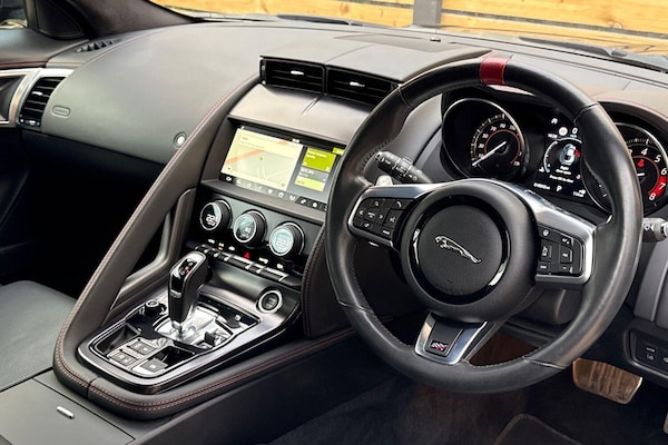 Used Jaguar F-Type 2019 for sale - 76314945: Photo 27