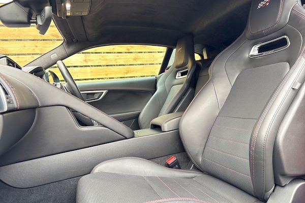 Used Jaguar F-Type 2019 for sale - 76314945: Photo 29
