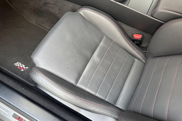 Used Jaguar F-Type 2019 for sale - 76314945: Photo 35