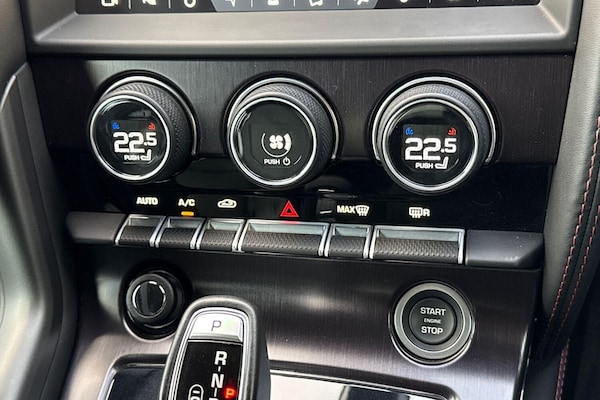 Used Jaguar F-Type 2019 for sale - 76314945: Photo 40