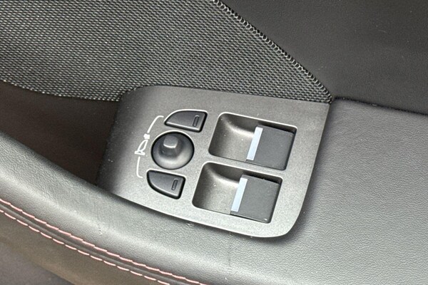 Used Jaguar F-Type 2019 for sale - 76314945: Photo 43