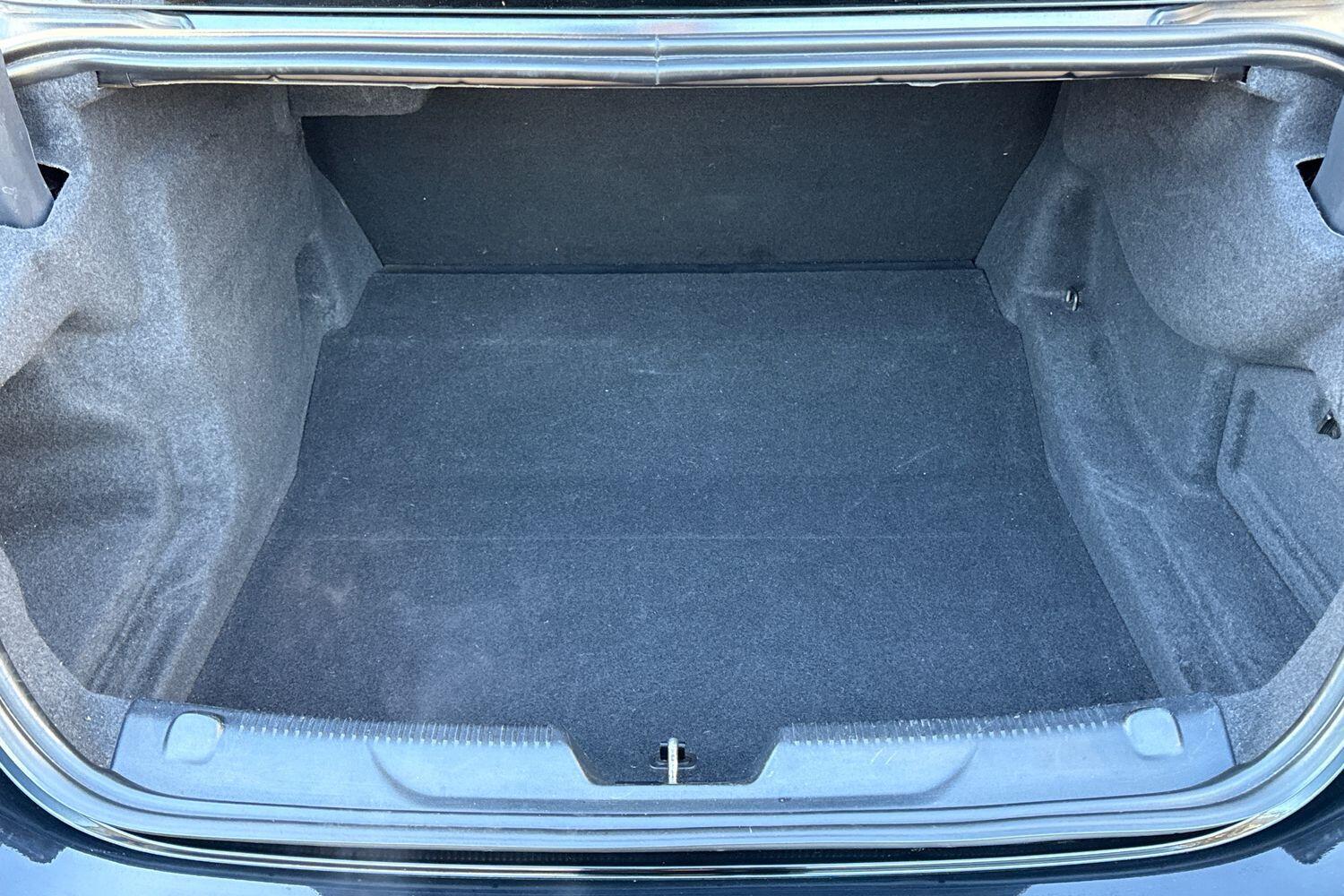 Used Jaguar XE 2016 for sale - 76714858: Photo 19