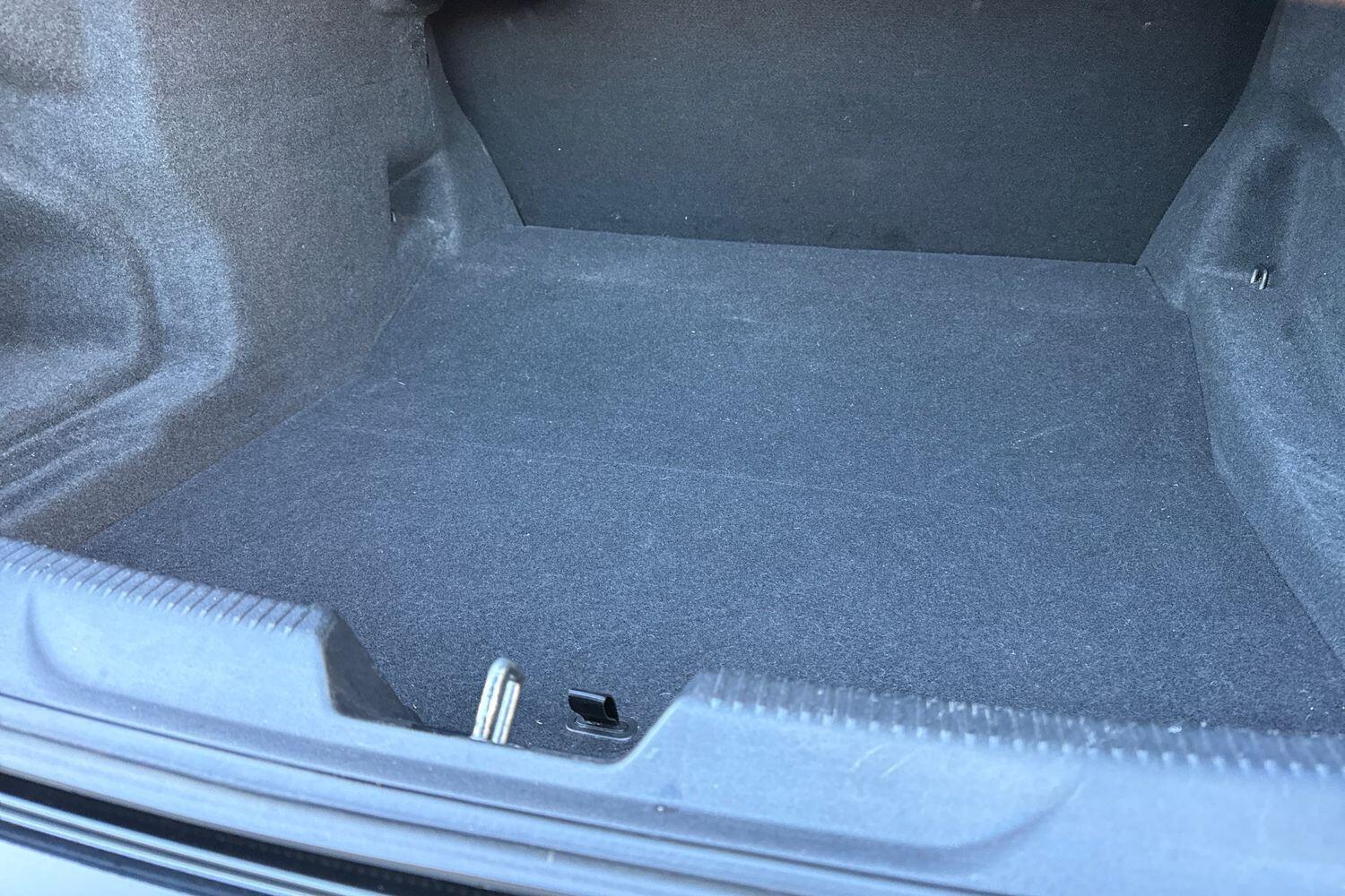 Used Jaguar XE 2016 for sale - 76714858: Photo 21