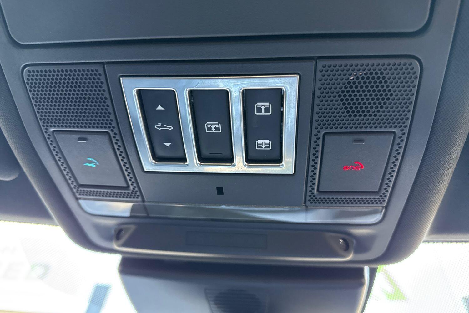 Used Jaguar XE 2016 for sale - 76714858: Photo 53