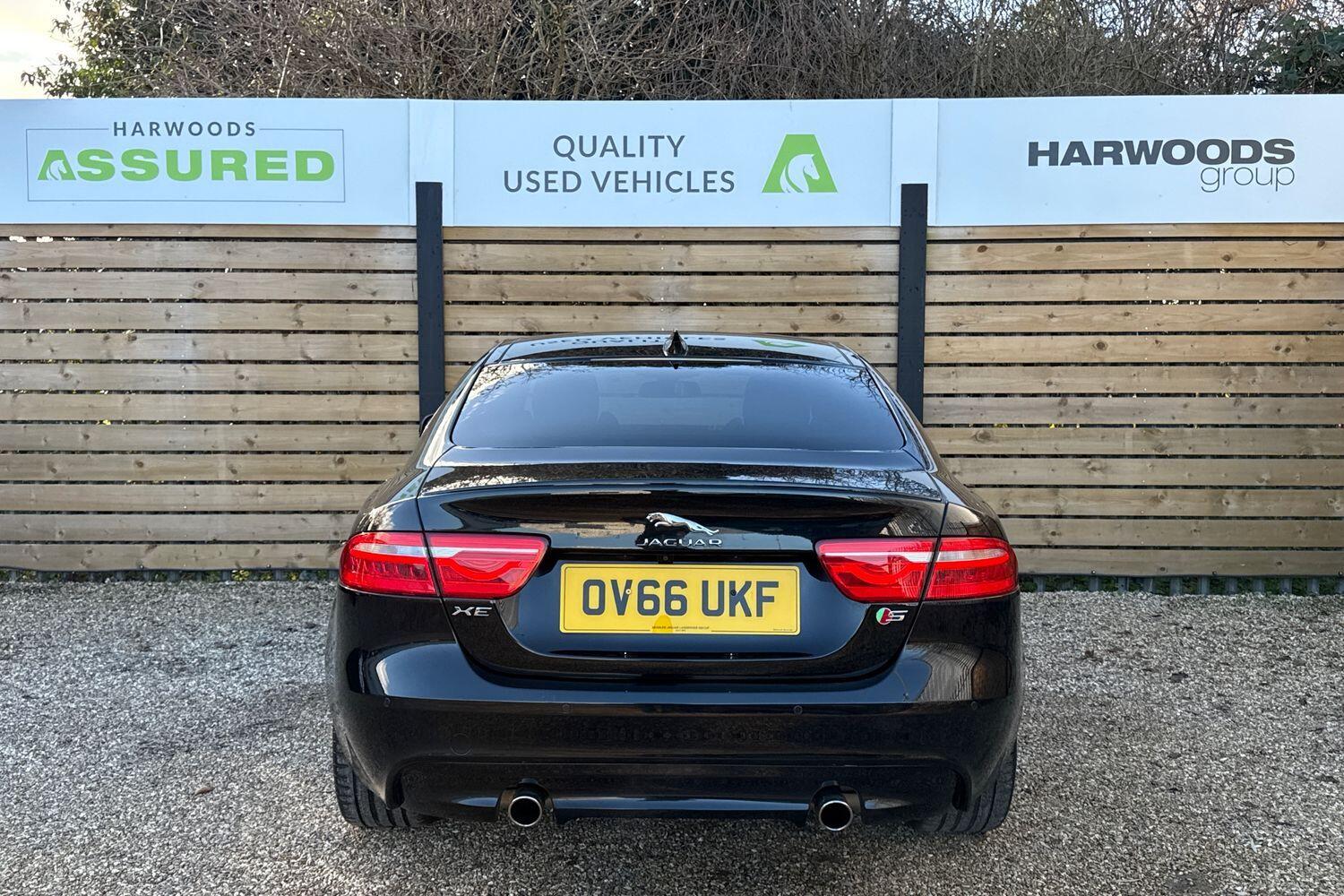 Used Jaguar XE 2016 for sale - 76714858: Photo 8