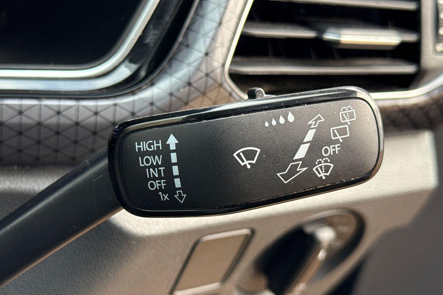 Used Volkswagen T-Cross 2023 for sale - 76714669: Photo 54