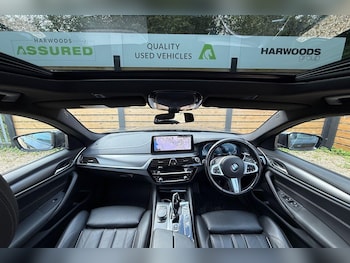 Used BMW 5 Series 2021 for sale - 76032325: Photo