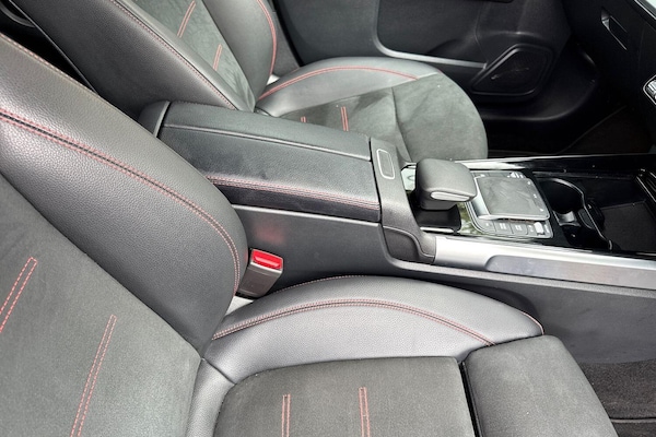 Used Mercedes-Benz GLB 2022 for sale - 75520492: Photo 42