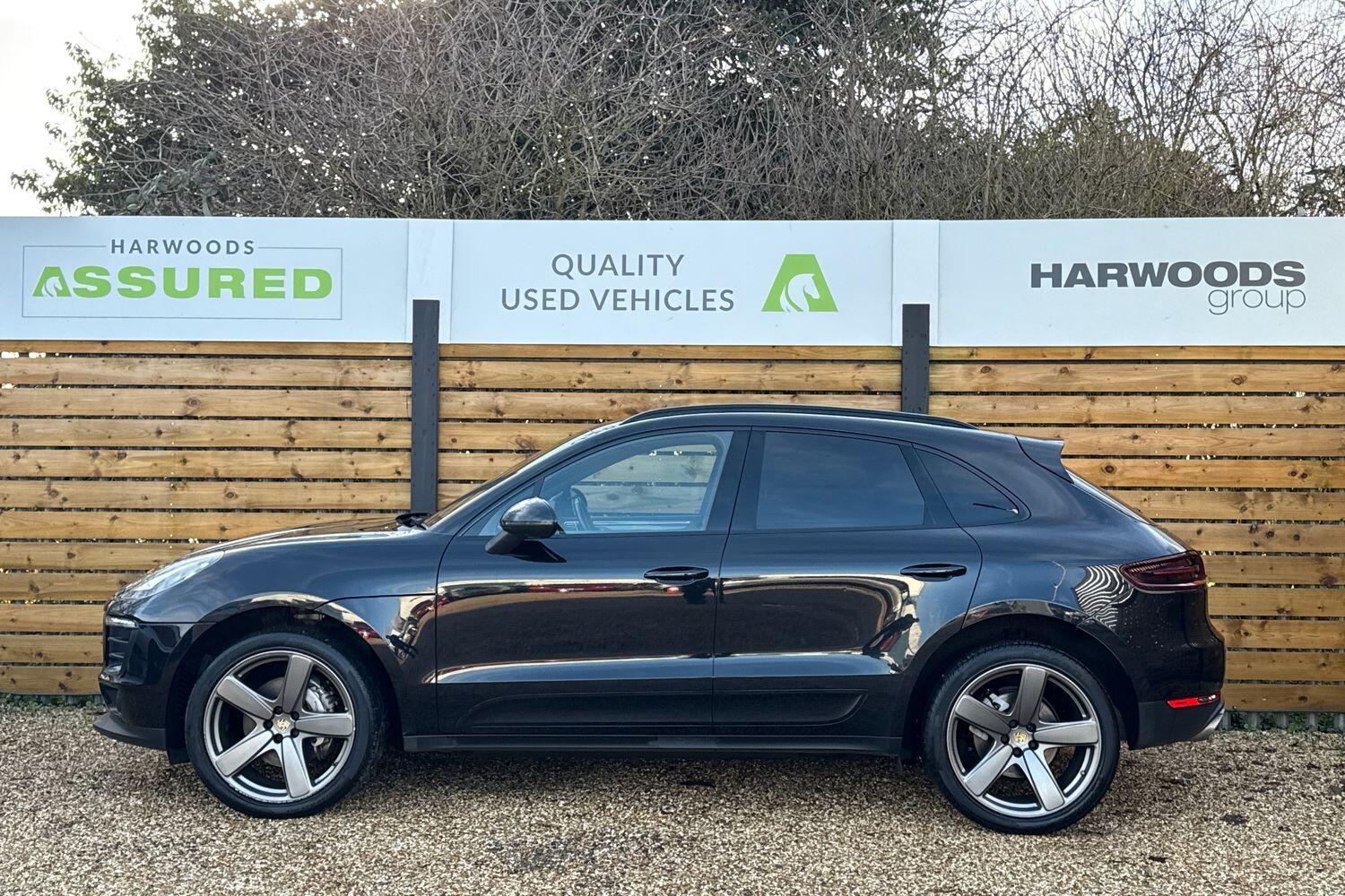 Used Porsche Macan 2017 for sale - 77255330: Photo 11