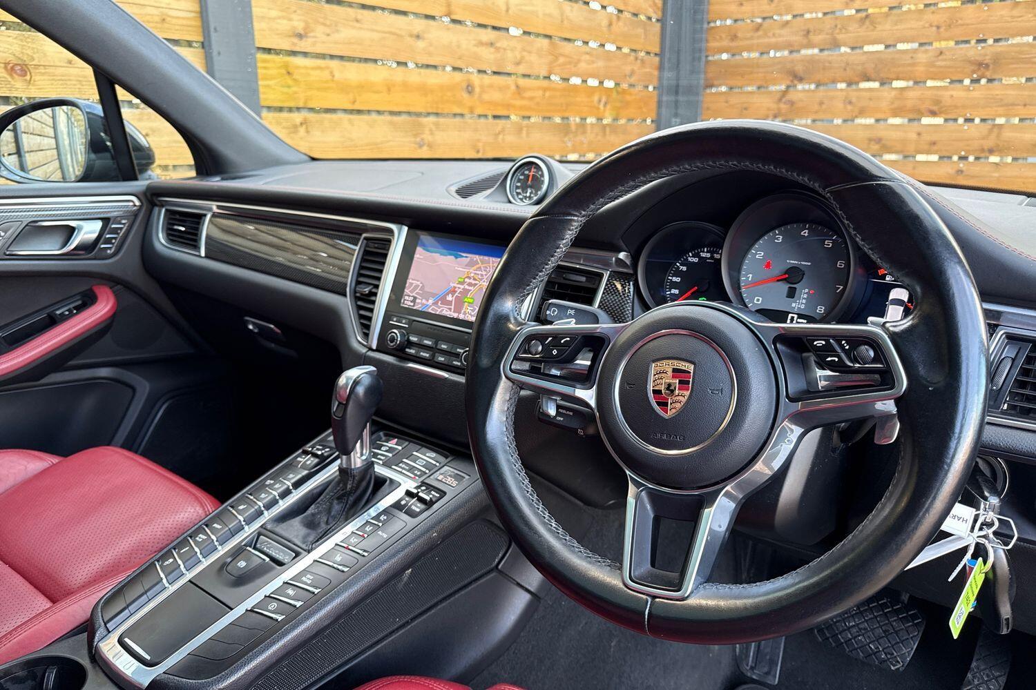 Used Porsche Macan 2017 for sale - 77255330: Photo 28