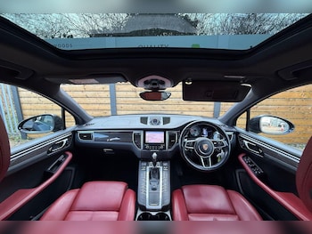 Used Porsche Macan 2017 for sale - 77255330: Photo