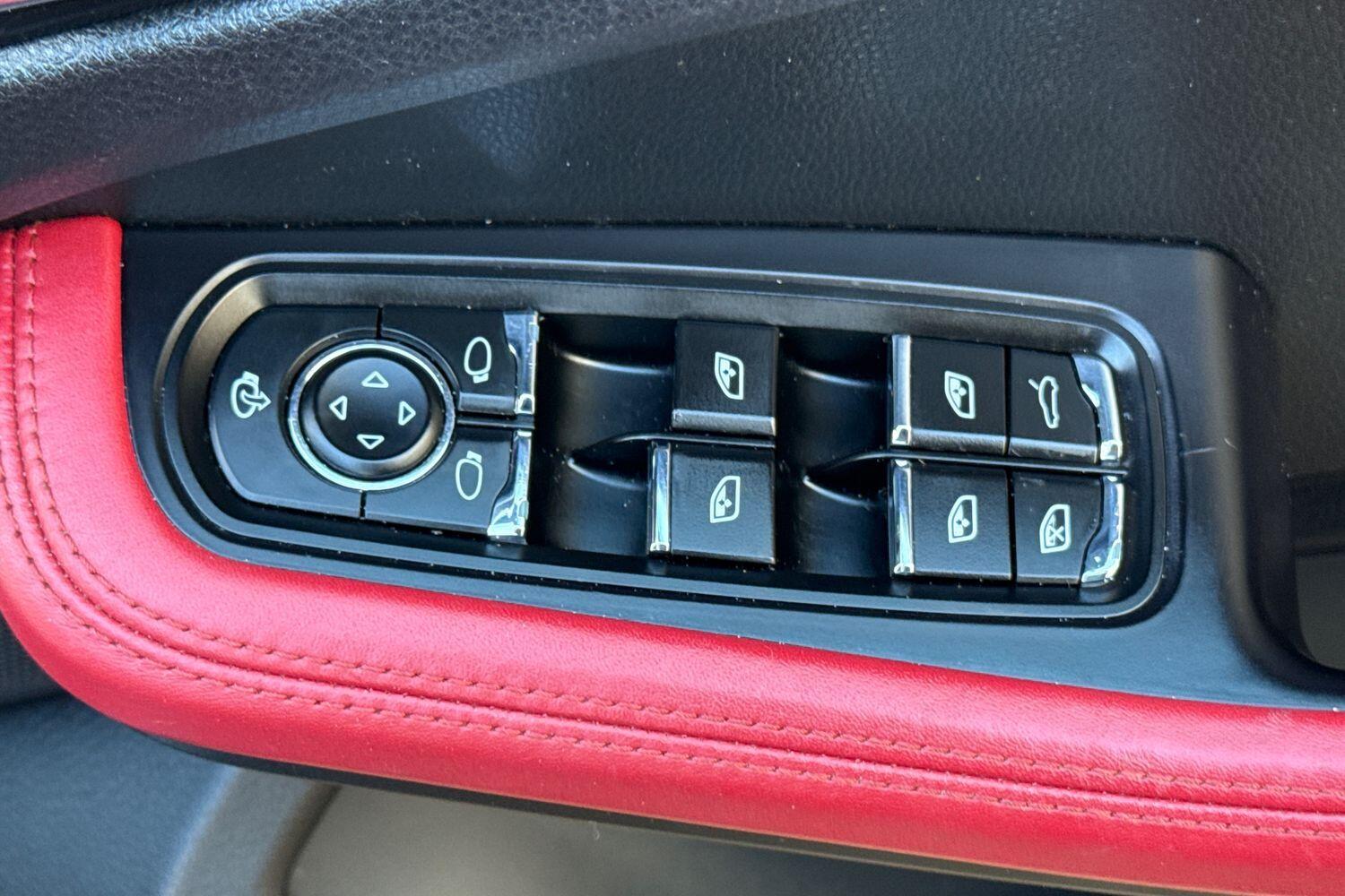 Used Porsche Macan 2017 for sale - 77255330: Photo 49