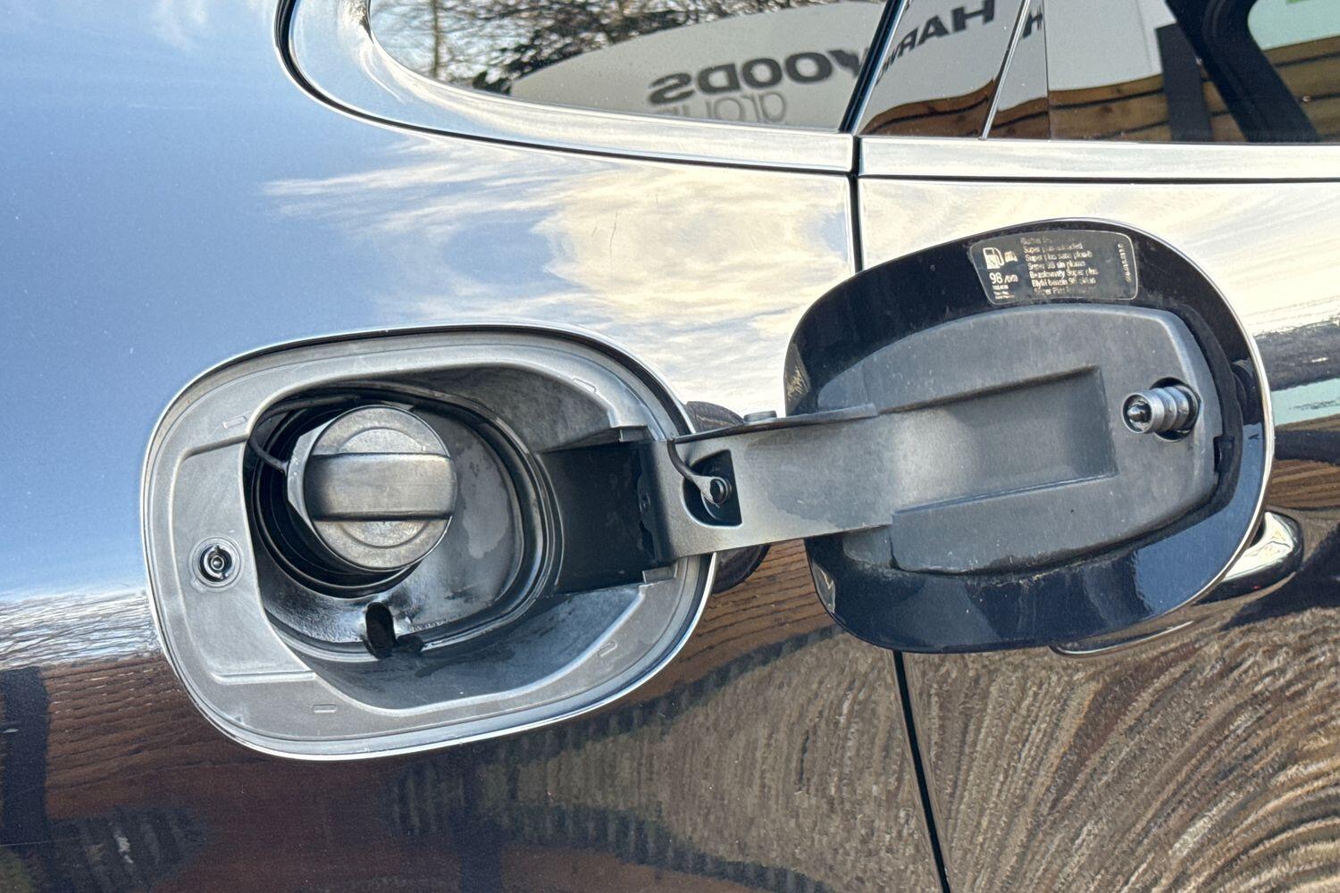 Used Porsche Macan 2017 for sale - 77255330: Photo 52