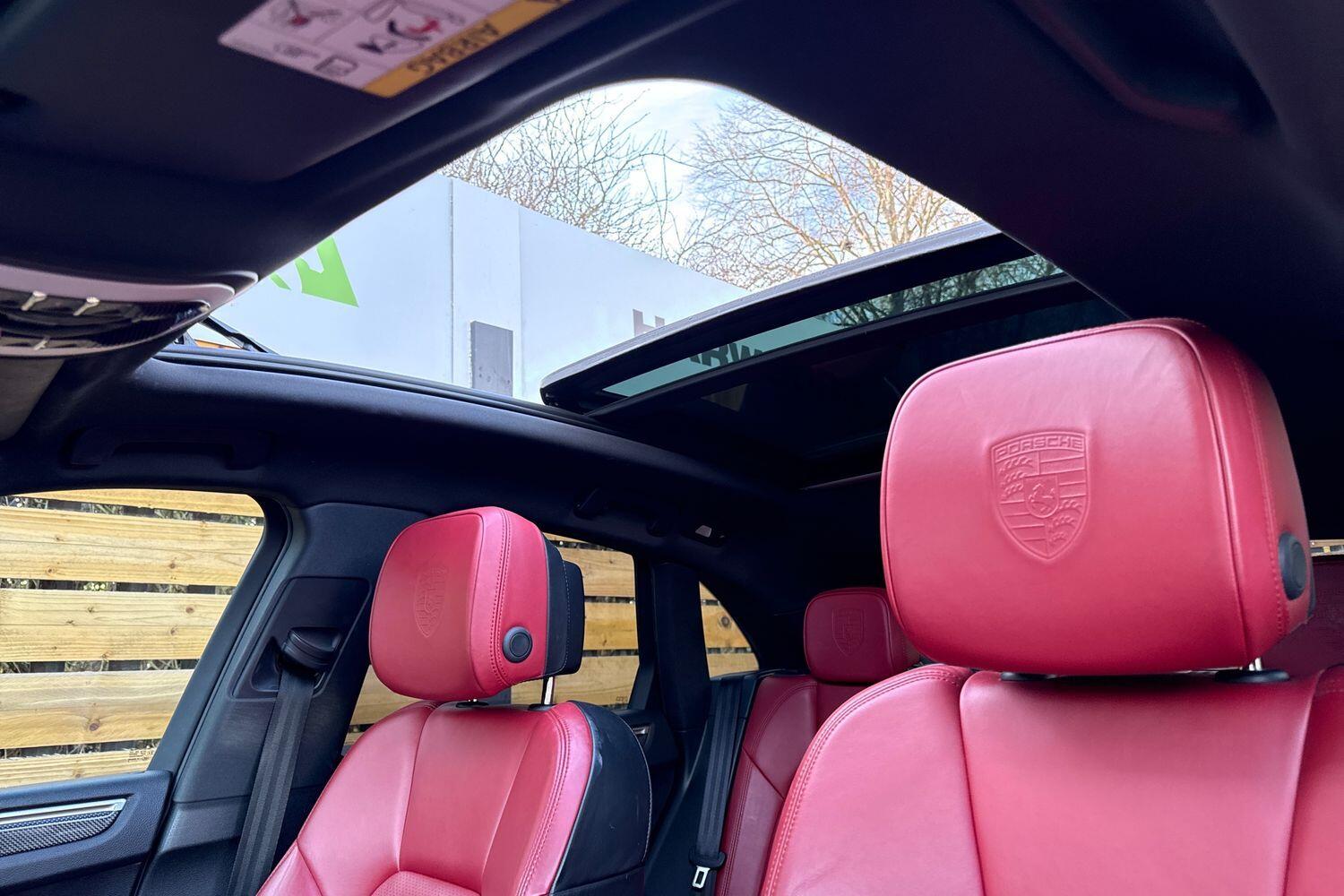 Used Porsche Macan 2017 for sale - 77255330: Photo 54