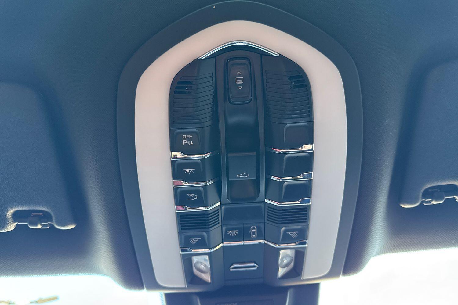 Used Porsche Macan 2017 for sale - 77255330: Photo 65