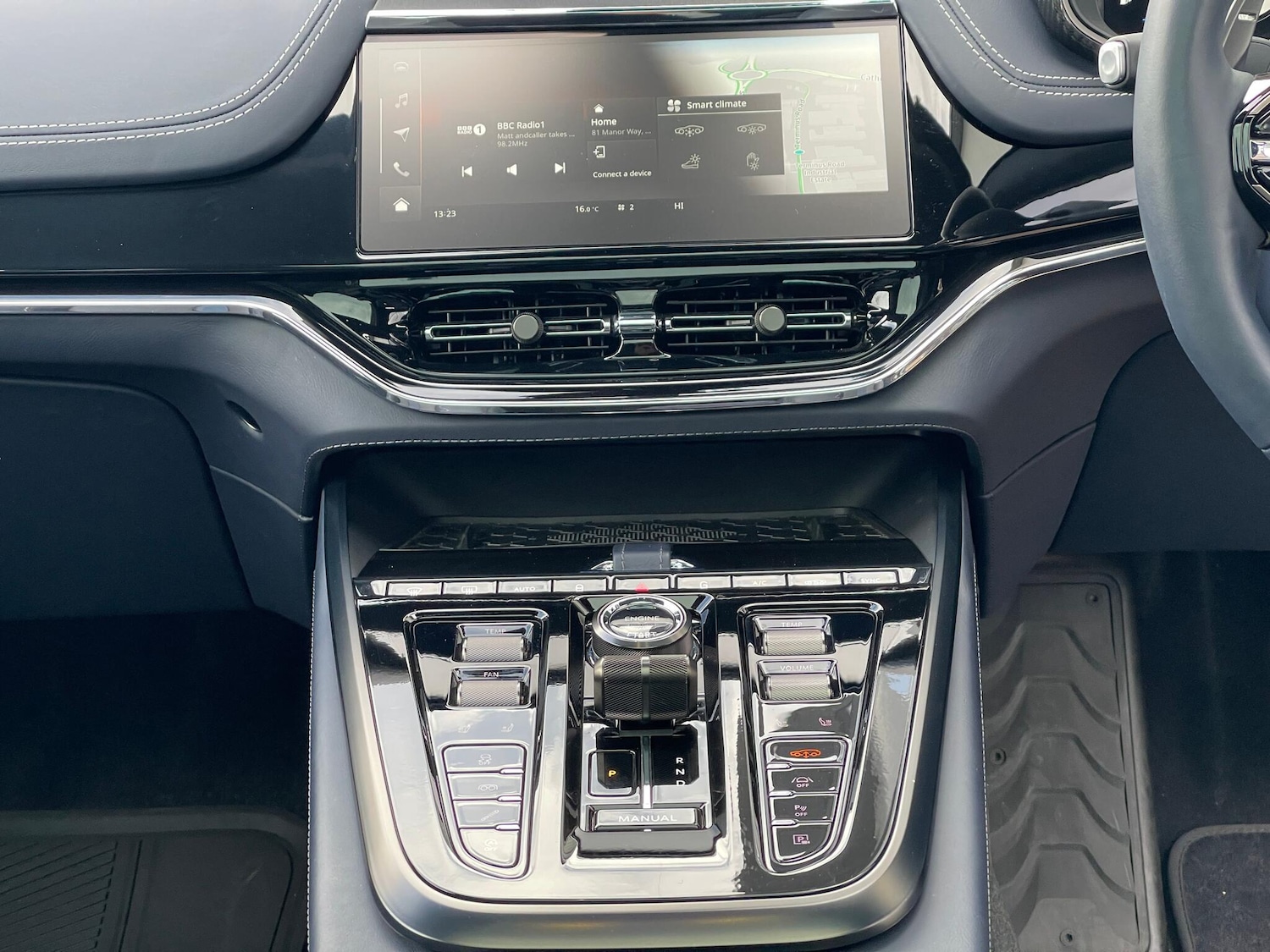 Used Aston Martin DBX 2024 for sale - 77130957: Photo 10