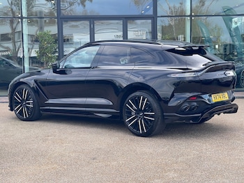 Used Aston Martin DBX 2024 for sale - 77130957: Photo