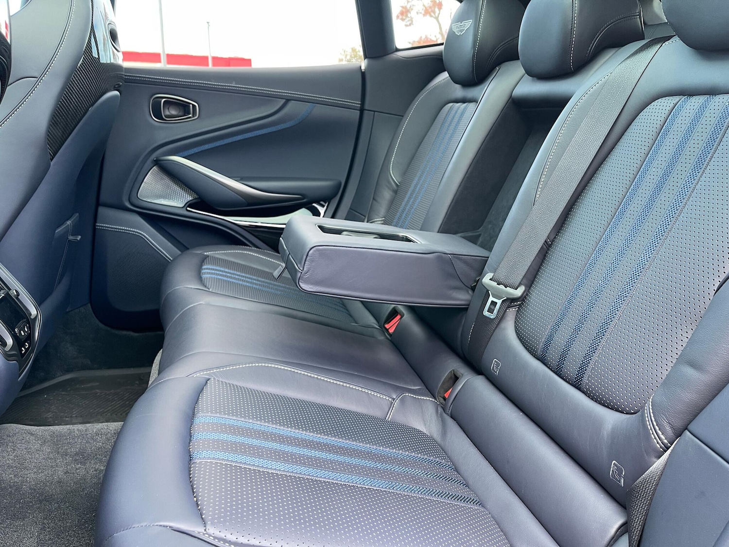 Used Aston Martin DBX 2024 for sale - 77130957: Photo 61