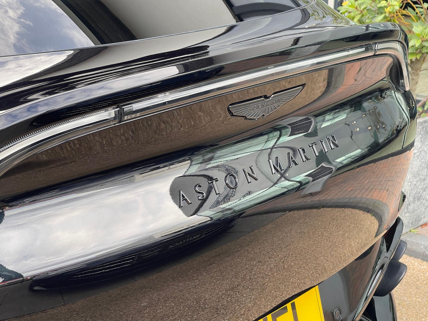 Used Aston Martin DBX 2024 for sale - 77130957: Photo 8