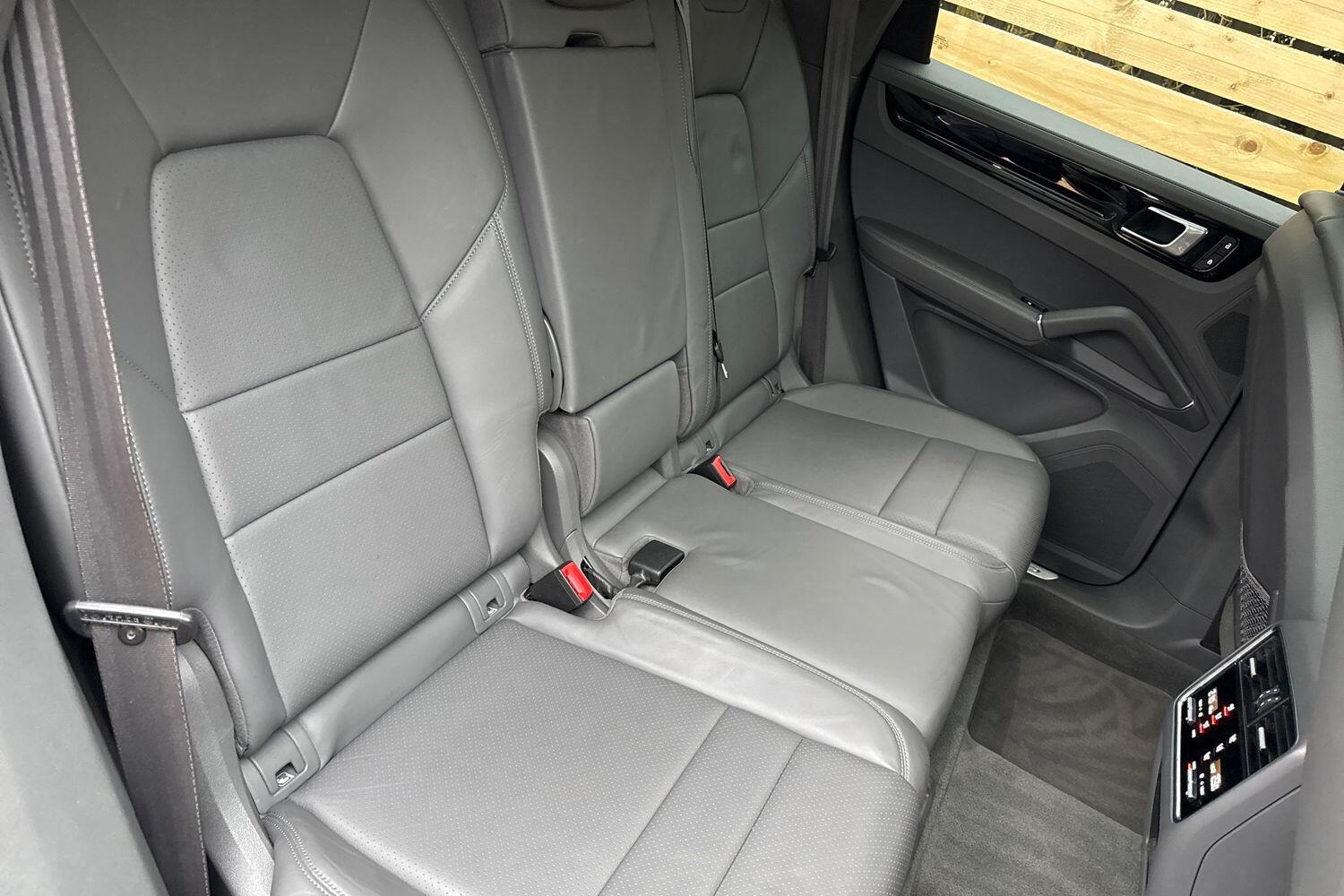 Used Porsche Cayenne for sale - 77267172: Photo 25