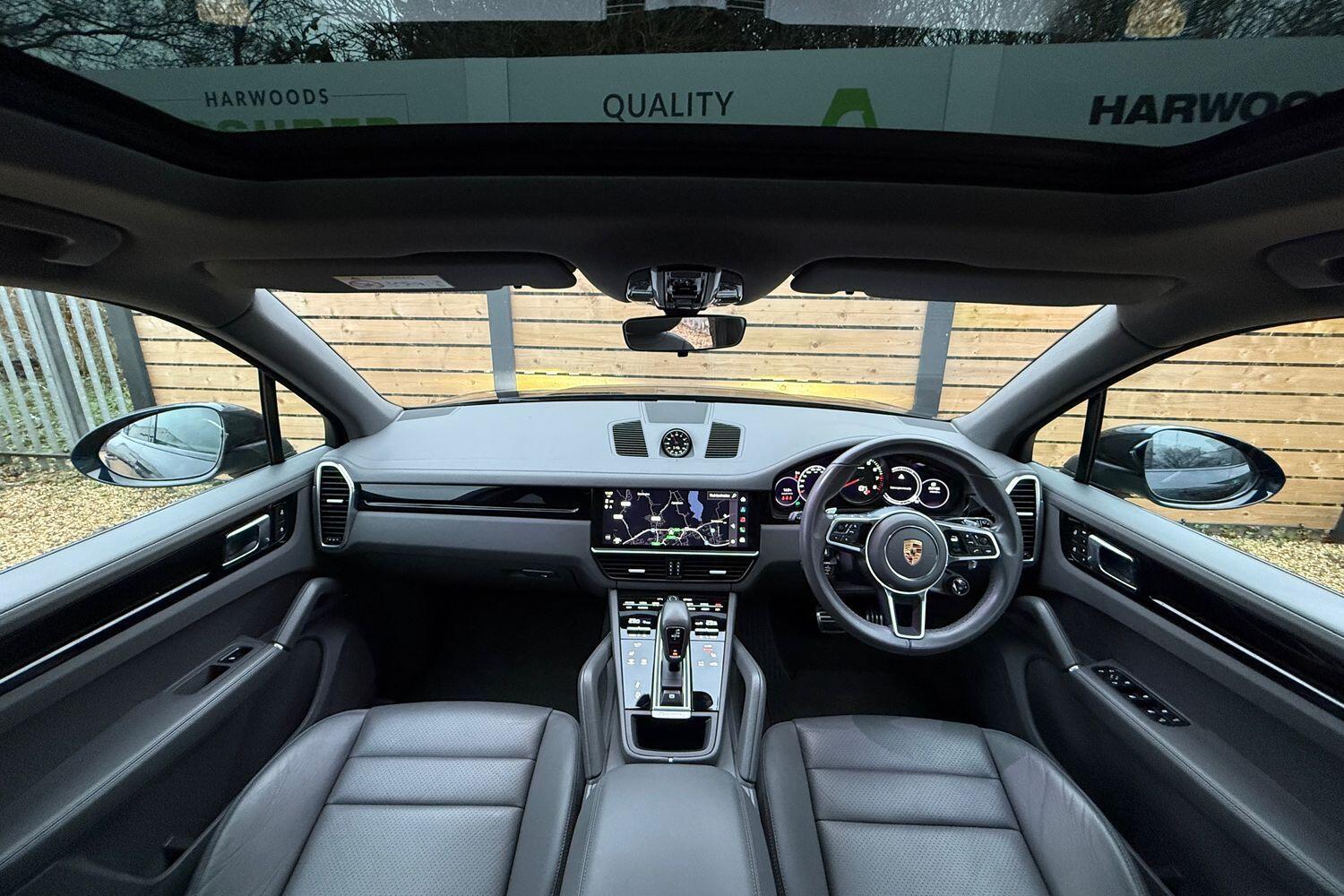 Used Porsche Cayenne for sale - 77267172: Photo 3