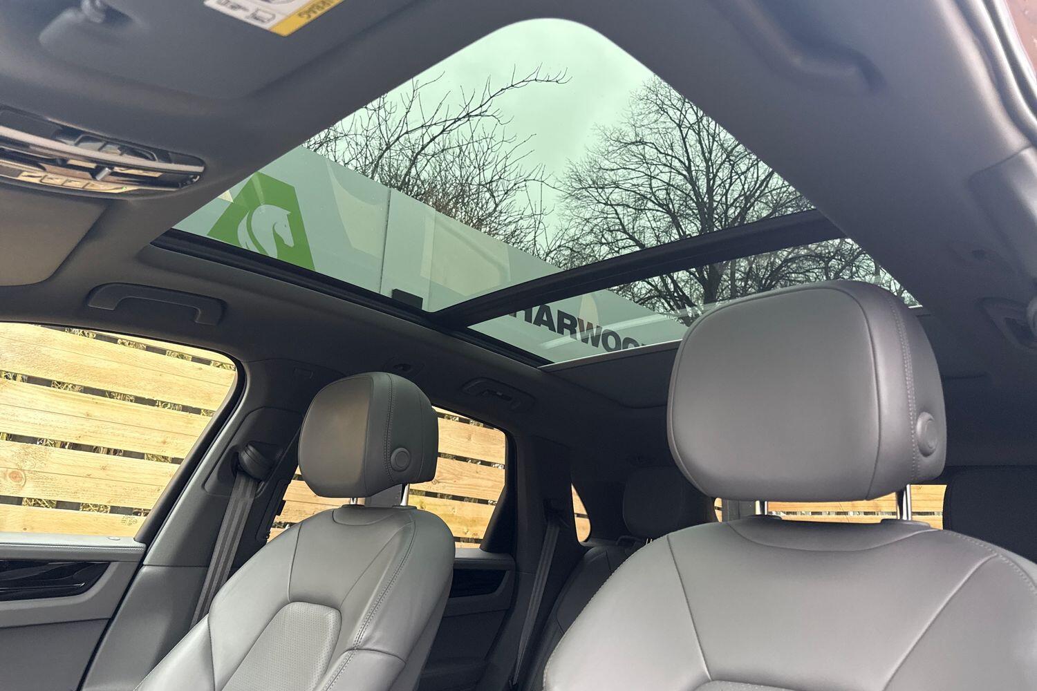 Used Porsche Cayenne for sale - 77267172: Photo 32