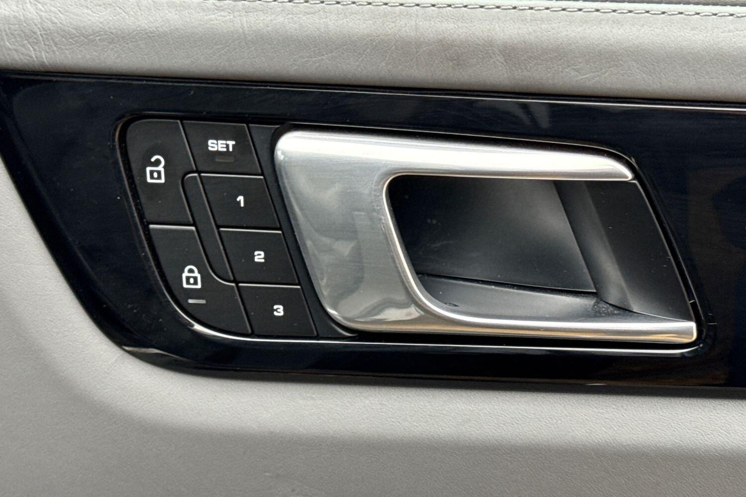 Used Porsche Cayenne for sale - 77267172: Photo 51