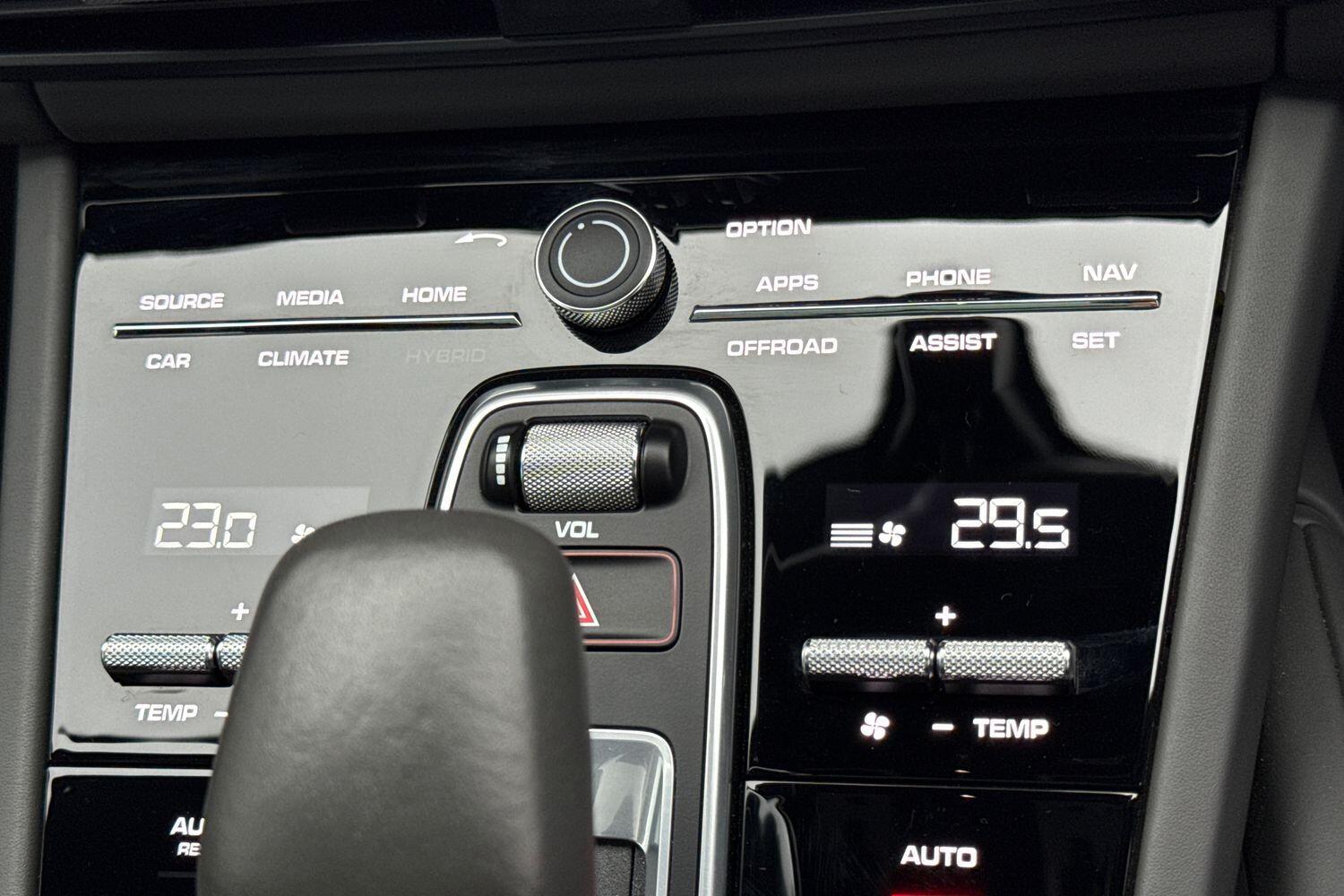 Used Porsche Cayenne for sale - 77267172: Photo 64