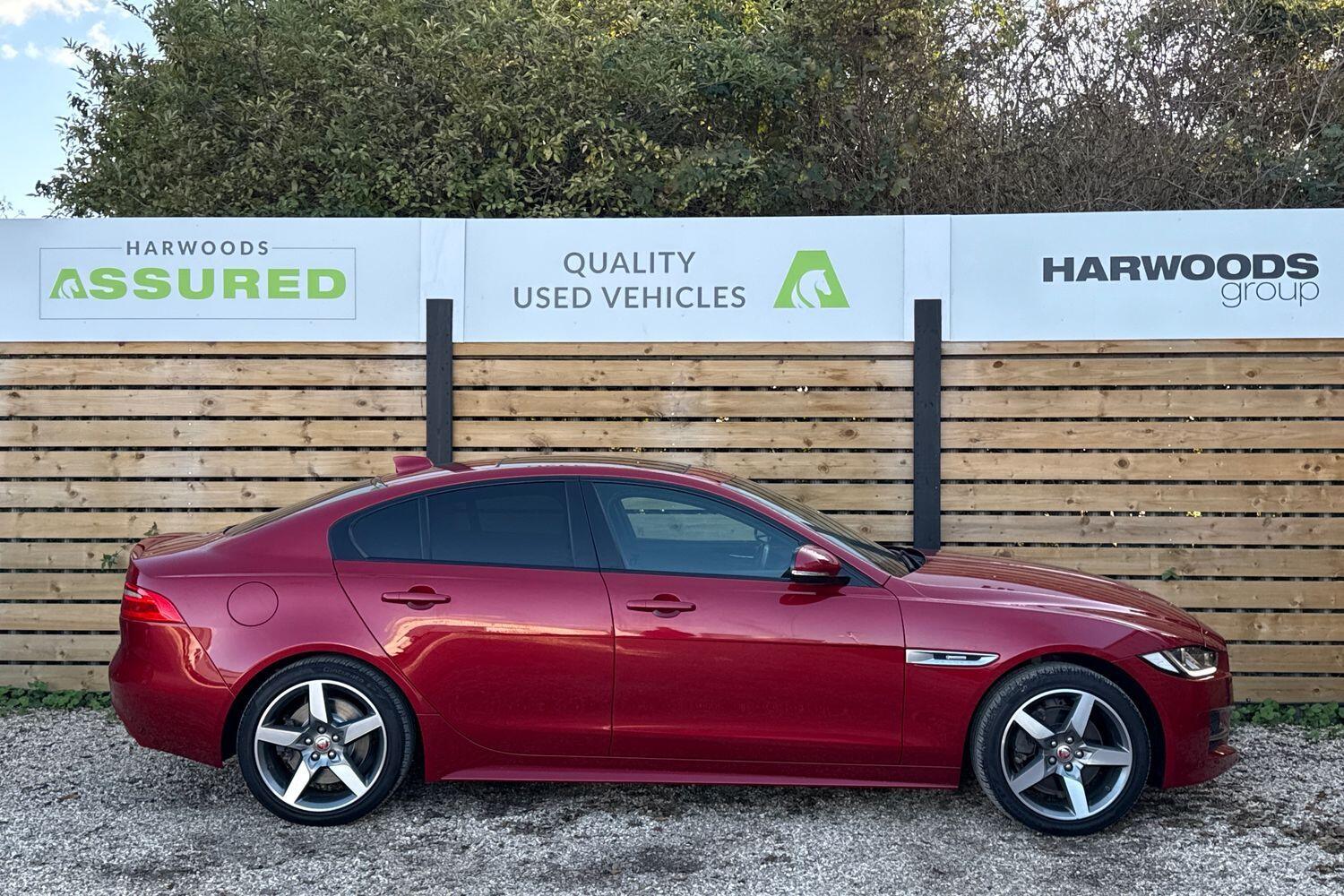 Used Jaguar XE 2016 for sale - 76550466: Photo 2