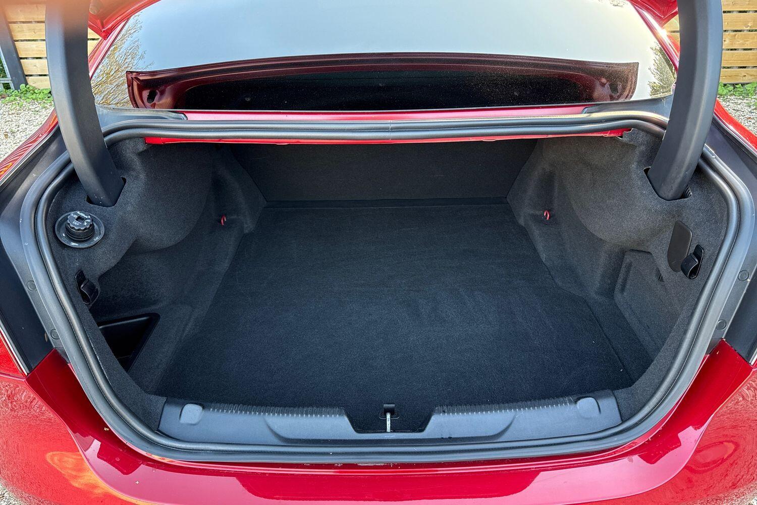 Used Jaguar XE 2016 for sale - 76550466: Photo 22