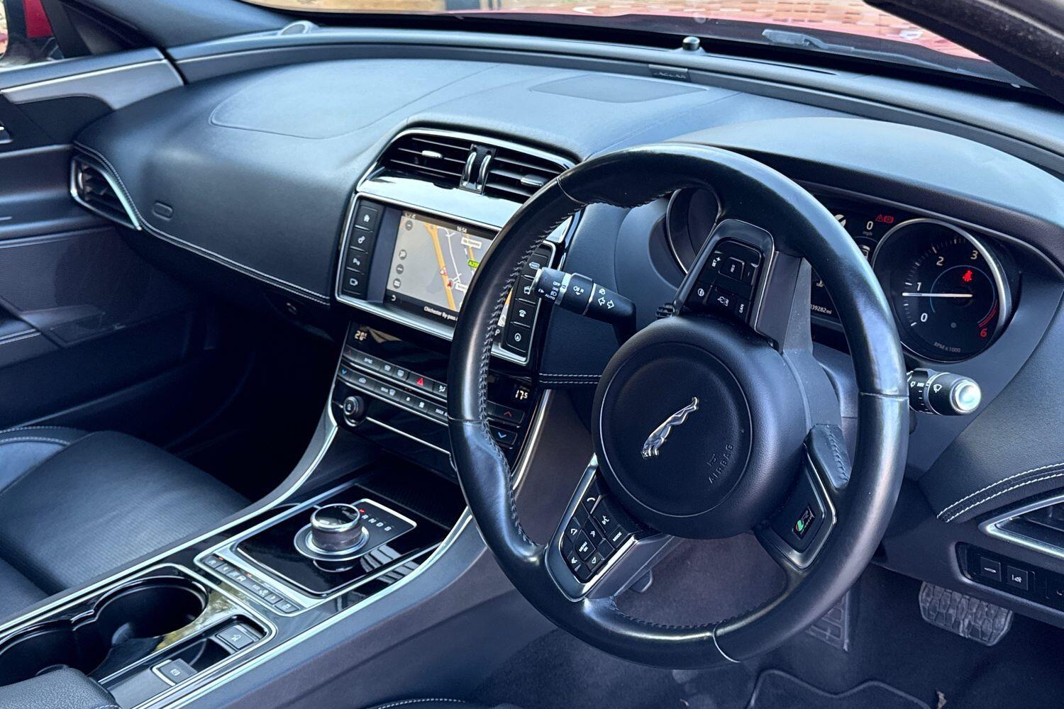 Used Jaguar XE 2016 for sale - 76550466: Photo 29