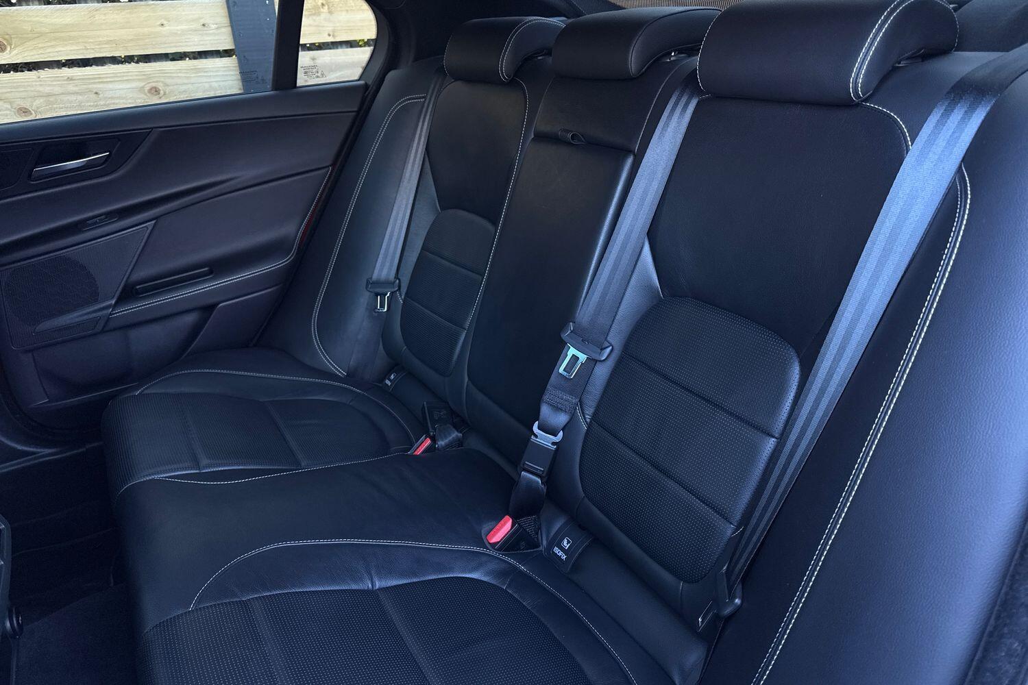 Used Jaguar XE 2016 for sale - 76550466: Photo 33