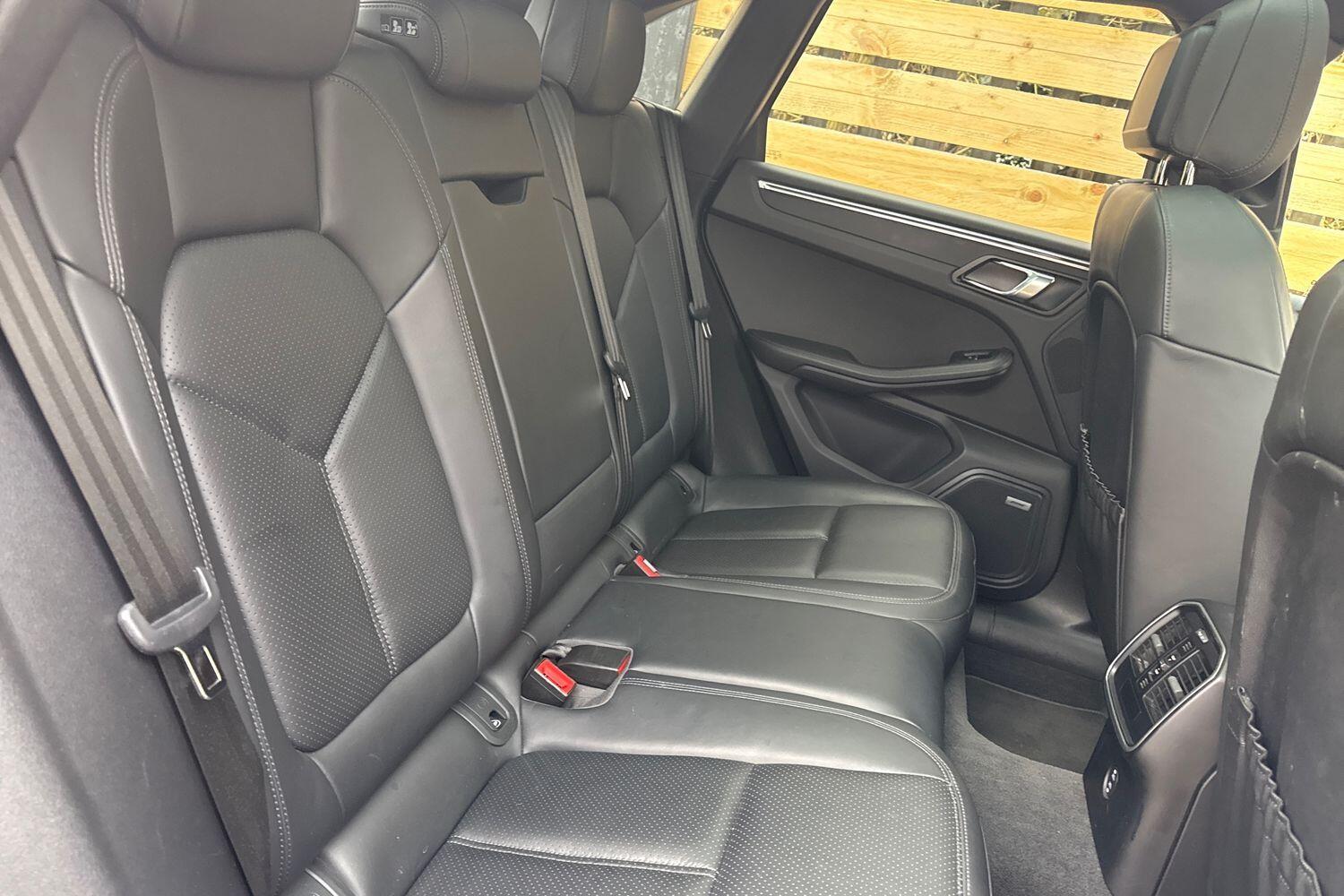 Used Porsche Macan for sale - 77156408: Photo 25