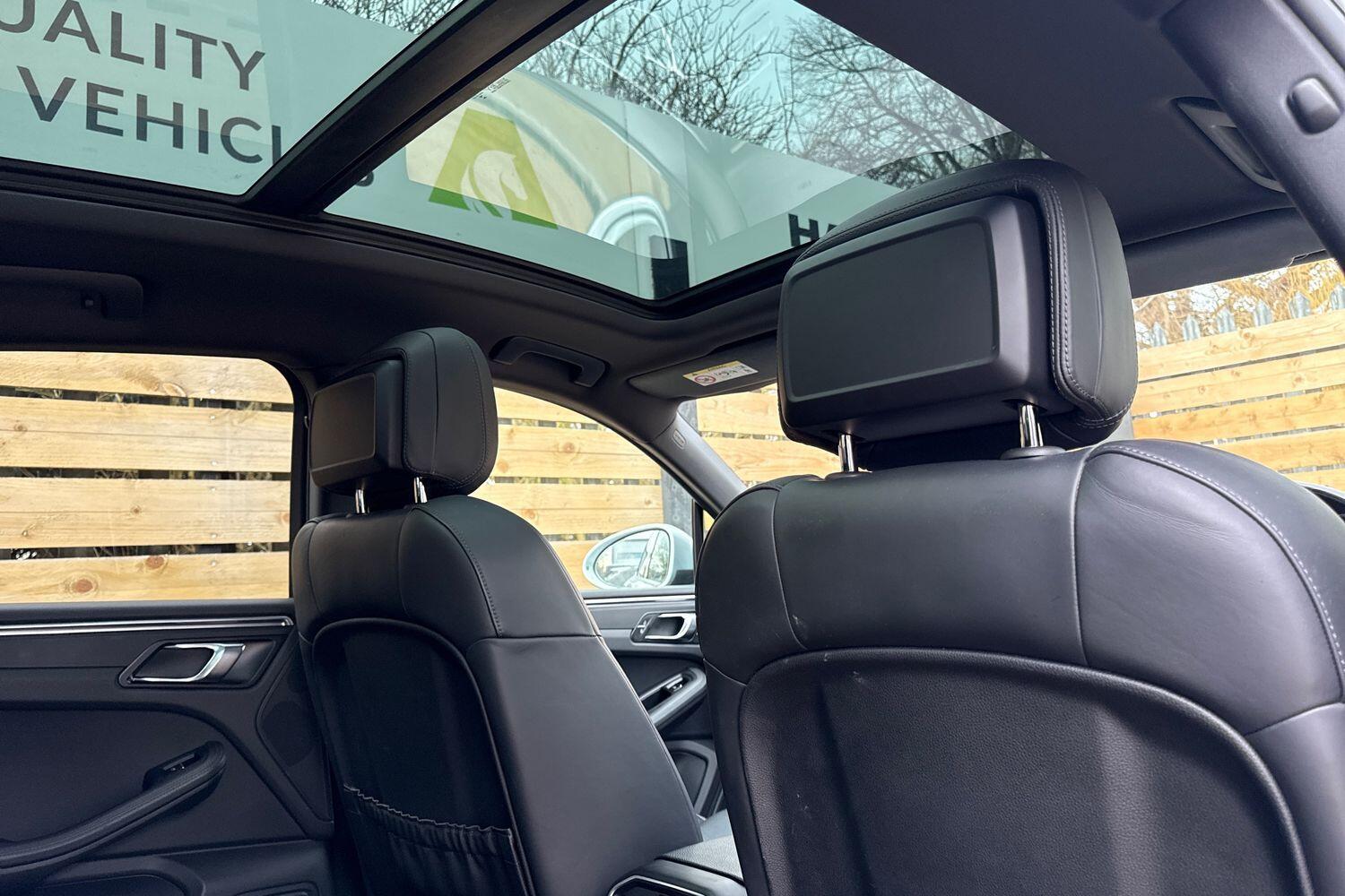 Used Porsche Macan for sale - 77156408: Photo 26