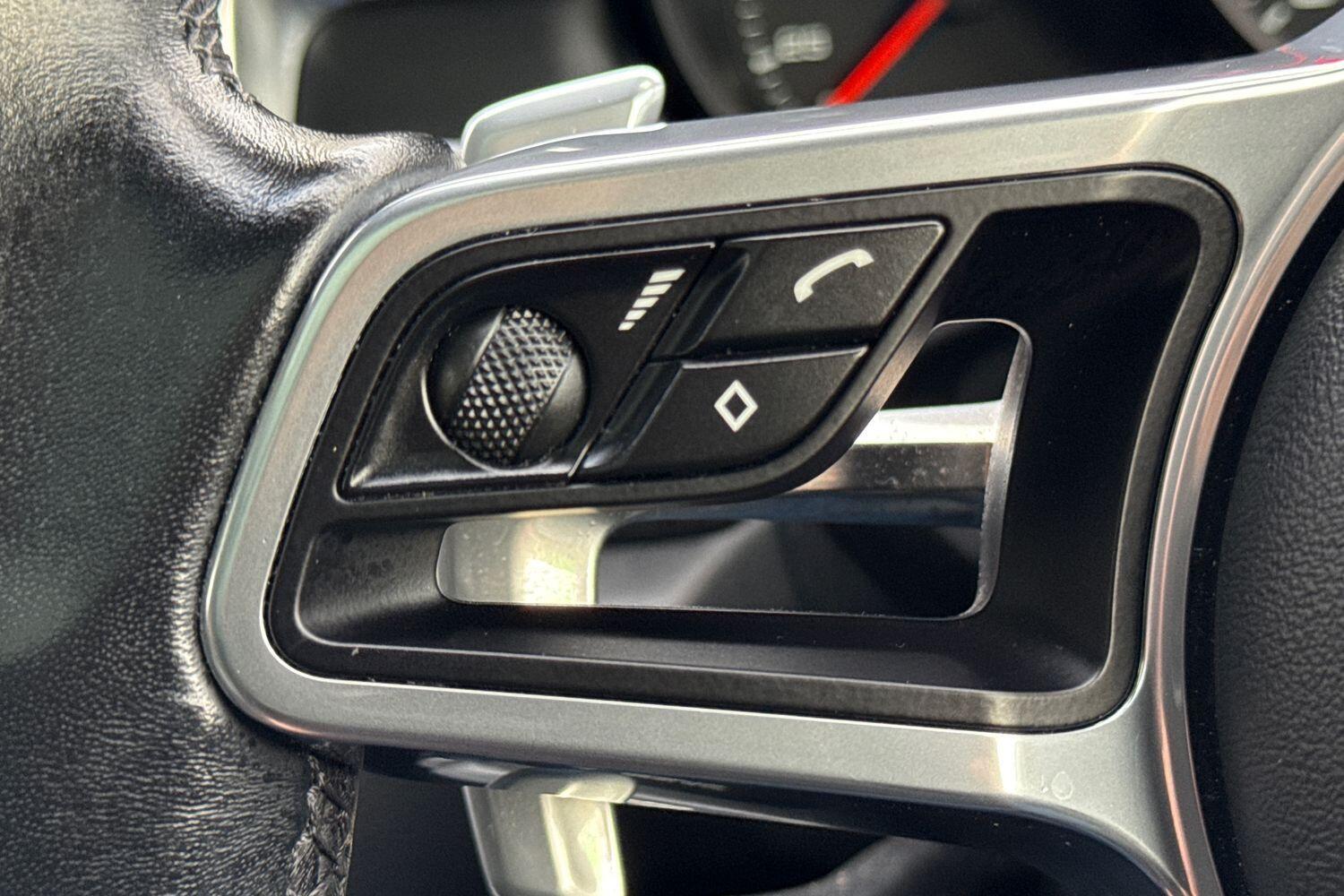 Used Porsche Macan for sale - 77156408: Photo 38