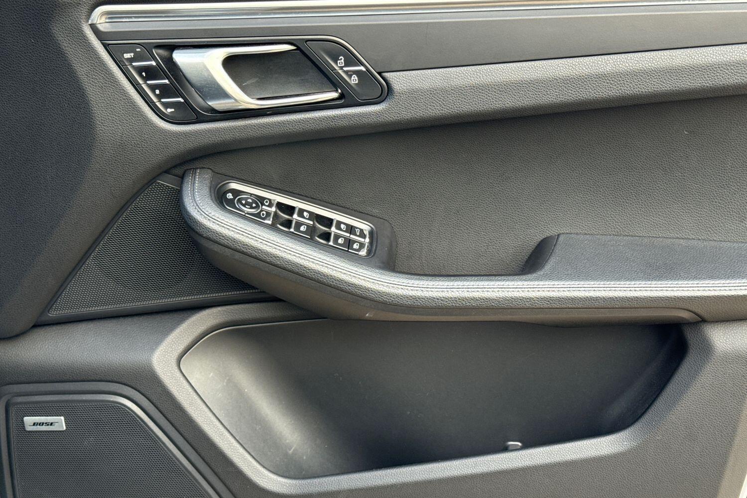 Used Porsche Macan for sale - 77156408: Photo 41